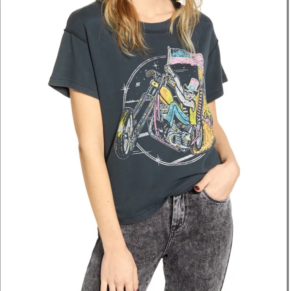 Keep on Rollin' Graphic Tee